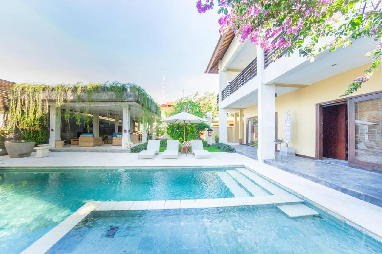 Villa Simone Bali Ungasan Buitenkant foto